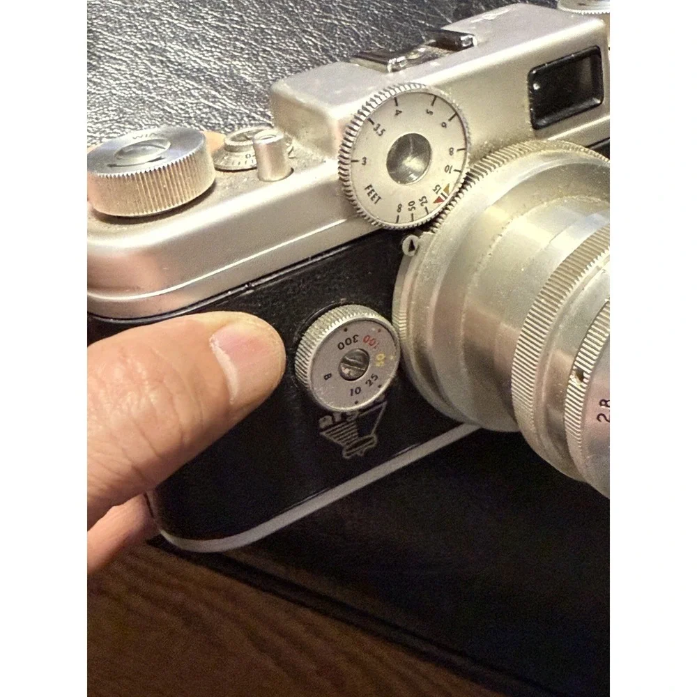 Vintage camera Argus C-4 lens F/2.8‎ 50mm With Case , Untested